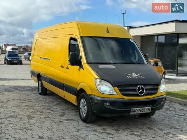 Жовтий Мерседес Sprinter, об'ємом двигуна 2.15 л та пробігом 428 тис. км за 7999 $, фото 1 на Automoto.ua