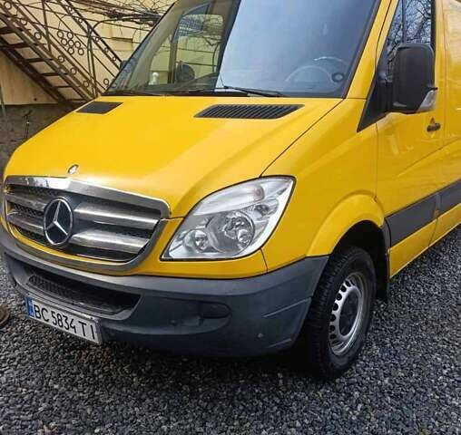 Жовтий Мерседес Sprinter, об'ємом двигуна 3 л та пробігом 429 тис. км за 19999 $, фото 1 на Automoto.ua