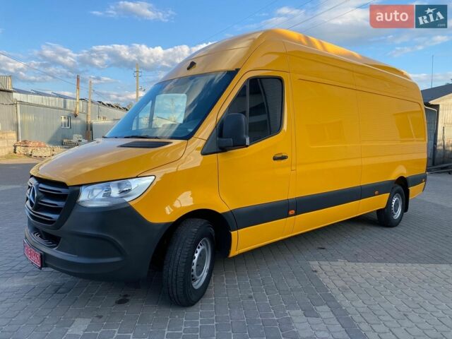 Жовтий Мерседес Sprinter, об'ємом двигуна 2.14 л та пробігом 380 тис. км за 22900 $, фото 1 на Automoto.ua