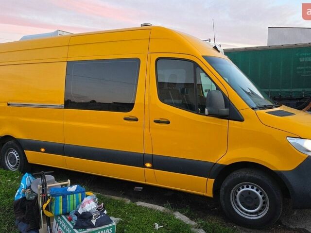 Жовтий Мерседес Sprinter, об'ємом двигуна 2.2 л та пробігом 102 тис. км за 37000 $, фото 1 на Automoto.ua