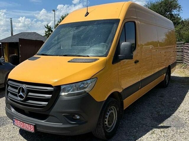 Жовтий Мерседес Sprinter, об'ємом двигуна 2.99 л та пробігом 330 тис. км за 36500 $, фото 1 на Automoto.ua