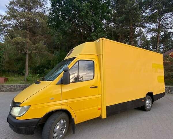Жовтий Мерседес Sprinter, об'ємом двигуна 2.15 л та пробігом 554 тис. км за 8000 $, фото 1 на Automoto.ua