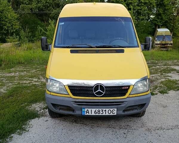 Жовтий Мерседес Sprinter, об'ємом двигуна 2.15 л та пробігом 338 тис. км за 7500 $, фото 1 на Automoto.ua