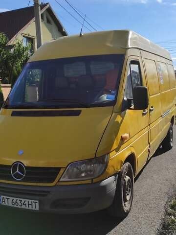 Жовтий Мерседес Sprinter, об'ємом двигуна 2.15 л та пробігом 385 тис. км за 9500 $, фото 1 на Automoto.ua