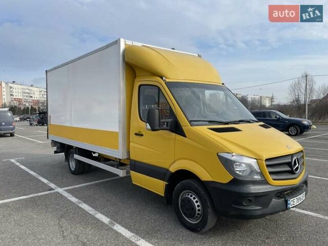 Желтый Мерседес Sprinter, объемом двигателя 2.1 л и пробегом 300 тыс. км за 22500 $, фото 1 на Automoto.ua
