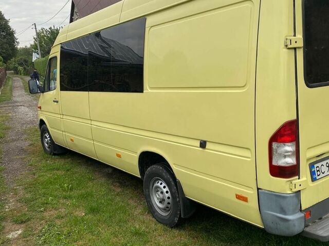 Жовтий Мерседес Sprinter, об'ємом двигуна 2.7 л та пробігом 483 тис. км за 12700 $, фото 1 на Automoto.ua