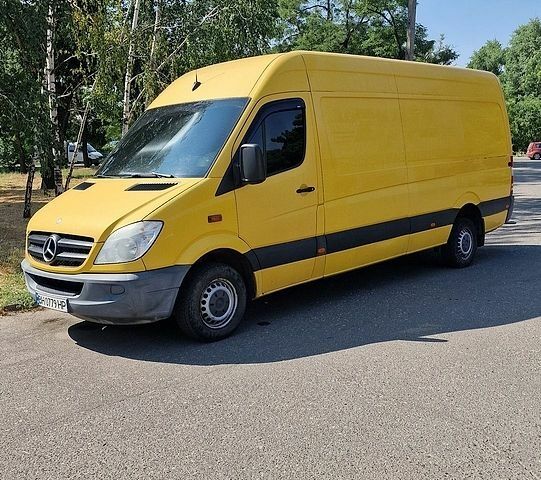 Жовтий Мерседес Sprinter, об'ємом двигуна 2.1 л та пробігом 360 тис. км за 13500 $, фото 1 на Automoto.ua