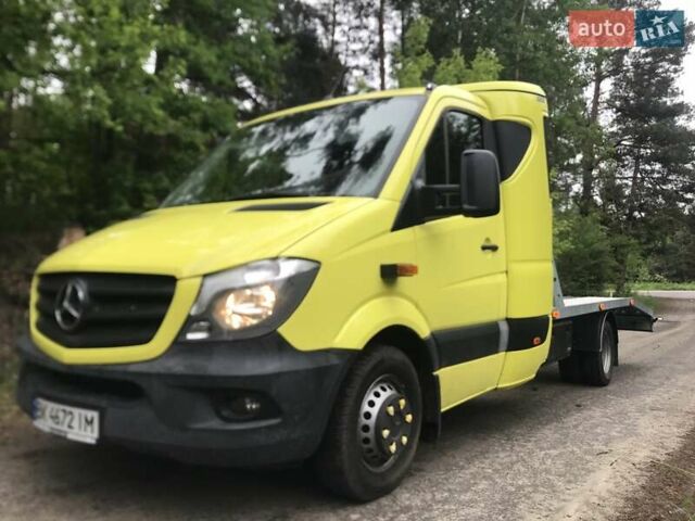 Желтый Мерседес Sprinter, объемом двигателя 2.99 л и пробегом 256 тыс. км за 38500 $, фото 1 на Automoto.ua