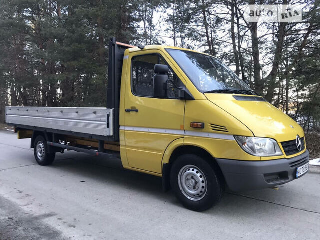 Жовтий Мерседес Sprinter, об'ємом двигуна 2.2 л та пробігом 268 тис. км за 13700 $, фото 1 на Automoto.ua