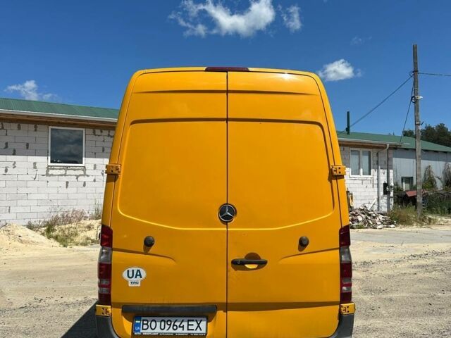 Жовтий Мерседес Sprinter, об'ємом двигуна 2.14 л та пробігом 329 тис. км за 15000 $, фото 1 на Automoto.ua