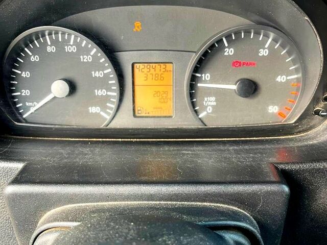 Серый Мерседес Sprinter, объемом двигателя 2.1 л и пробегом 430 тыс. км за 15000 $, фото 1 на Automoto.ua