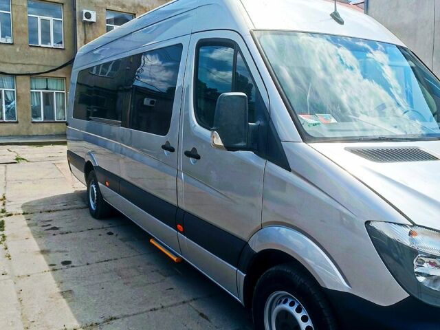 Серый Мерседес Sprinter, объемом двигателя 2.1 л и пробегом 270 тыс. км за 49500 $, фото 1 на Automoto.ua