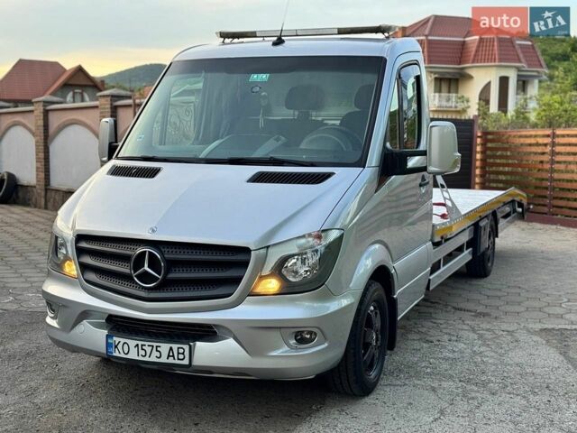 Серый Мерседес Sprinter, объемом двигателя 2.99 л и пробегом 230 тыс. км за 34500 $, фото 1 на Automoto.ua