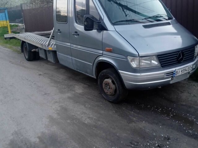 Серый Мерседес Sprinter, объемом двигателя 2.9 л и пробегом 400 тыс. км за 10000 $, фото 1 на Automoto.ua