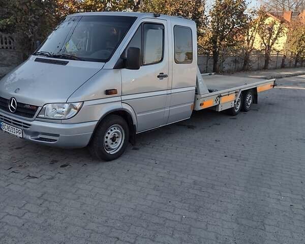 Серый Мерседес Sprinter, объемом двигателя 2.69 л и пробегом 396 тыс. км за 15500 $, фото 1 на Automoto.ua