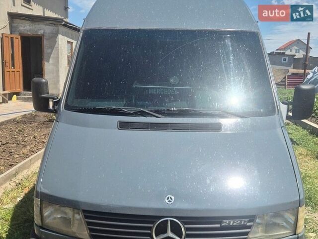 Серый Мерседес Sprinter, объемом двигателя 2.87 л и пробегом 807 тыс. км за 6499 $, фото 1 на Automoto.ua