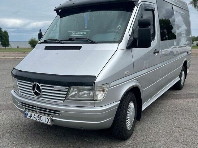 Серый Мерседес Sprinter, объемом двигателя 2.9 л и пробегом 758 тыс. км за 7999 $, фото 1 на Automoto.ua
