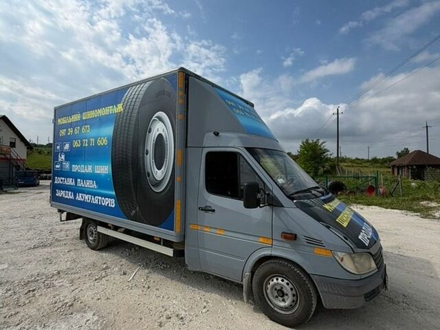 Серый Мерседес Sprinter, объемом двигателя 2.1 л и пробегом 765 тыс. км за 25500 $, фото 1 на Automoto.ua