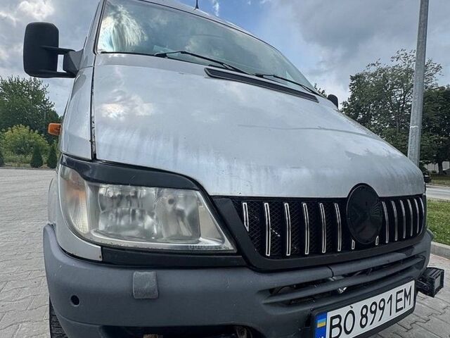 Серый Мерседес Sprinter, объемом двигателя 2.7 л и пробегом 600 тыс. км за 8999 $, фото 1 на Automoto.ua
