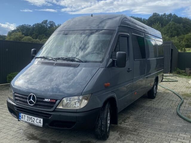 Сірий Мерседес Sprinter, об'ємом двигуна 2.1 л та пробігом 280 тис. км за 11500 $, фото 1 на Automoto.ua