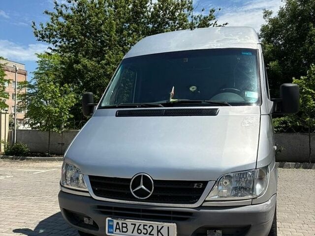 Серый Мерседес Sprinter, объемом двигателя 2.15 л и пробегом 470 тыс. км за 6900 $, фото 1 на Automoto.ua