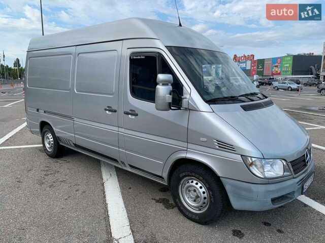 Серый Мерседес Sprinter, объемом двигателя 2.15 л и пробегом 503 тыс. км за 15000 $, фото 1 на Automoto.ua