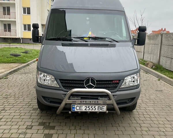 Сірий Мерседес Sprinter, об'ємом двигуна 2.69 л та пробігом 546 тис. км за 13500 $, фото 1 на Automoto.ua