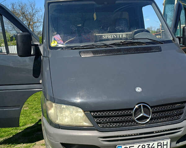 Мерседес Sprinter 2005 у Сокинянах на Automoto.ua Сірий Мерседес Sprinter, об'ємом двигуна 2.2 л та пробігом 1 тис. км за 10000 $, фото 1 на Automoto.ua