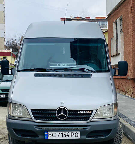 Серый Мерседес Sprinter, объемом двигателя 0 л и пробегом 506 тыс. км за 7600 $, фото 1 на Automoto.ua