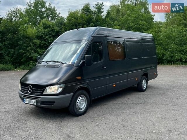 Серый Мерседес Sprinter, объемом двигателя 2.1 л и пробегом 555 тыс. км за 8600 $, фото 1 на Automoto.ua