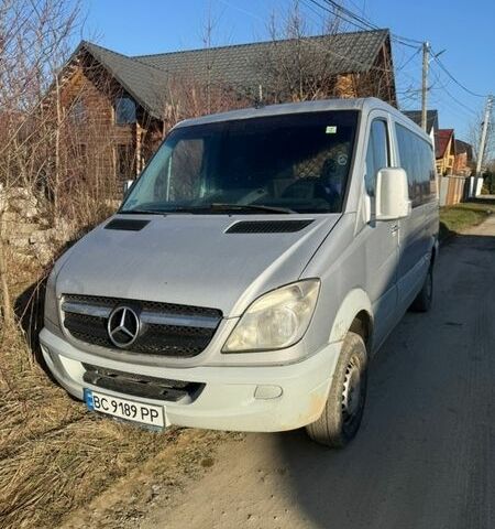 Серый Мерседес Sprinter, объемом двигателя 2.15 л и пробегом 740 тыс. км за 7300 $, фото 1 на Automoto.ua