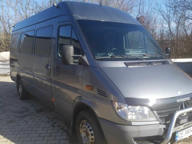 Серый Мерседес Sprinter, объемом двигателя 2.7 л и пробегом 340 тыс. км за 11900 $, фото 1 на Automoto.ua