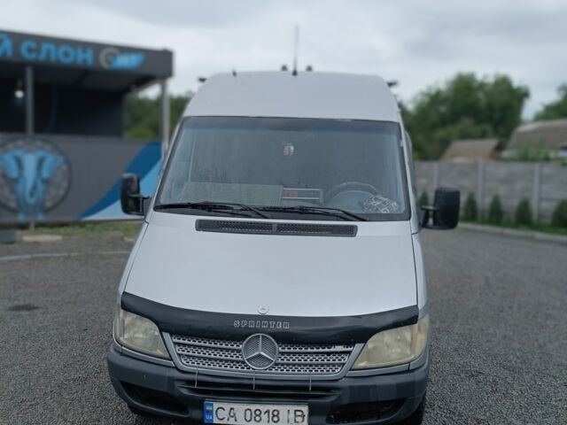 Серый Мерседес Sprinter, объемом двигателя 2.15 л и пробегом 800 тыс. км за 14500 $, фото 1 на Automoto.ua