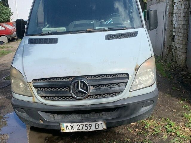Серый Мерседес Sprinter, объемом двигателя 2.2 л и пробегом 30 тыс. км за 8000 $, фото 1 на Automoto.ua