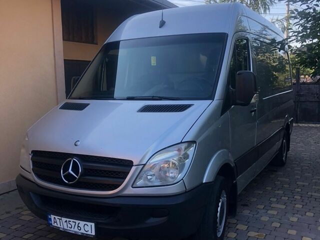 Сірий Мерседес Sprinter, об'ємом двигуна 2.15 л та пробігом 435 тис. км за 12650 $, фото 1 на Automoto.ua