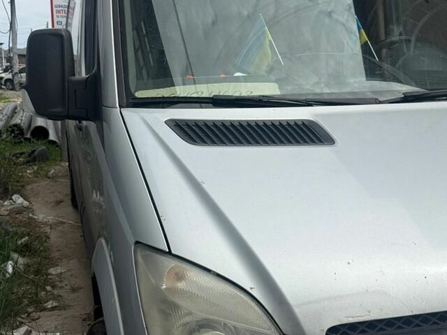 Сірий Мерседес Sprinter, об'ємом двигуна 2.15 л та пробігом 430 тис. км за 11900 $, фото 1 на Automoto.ua