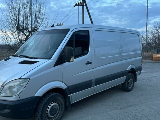 Сірий Мерседес Sprinter, об'ємом двигуна 2.99 л та пробігом 560 тис. км за 10500 $, фото 1 на Automoto.ua