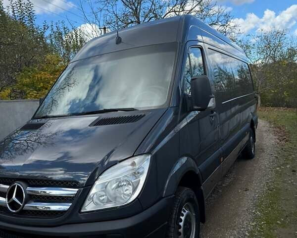 Сірий Мерседес Sprinter, об'ємом двигуна 3 л та пробігом 460 тис. км за 18300 $, фото 1 на Automoto.ua
