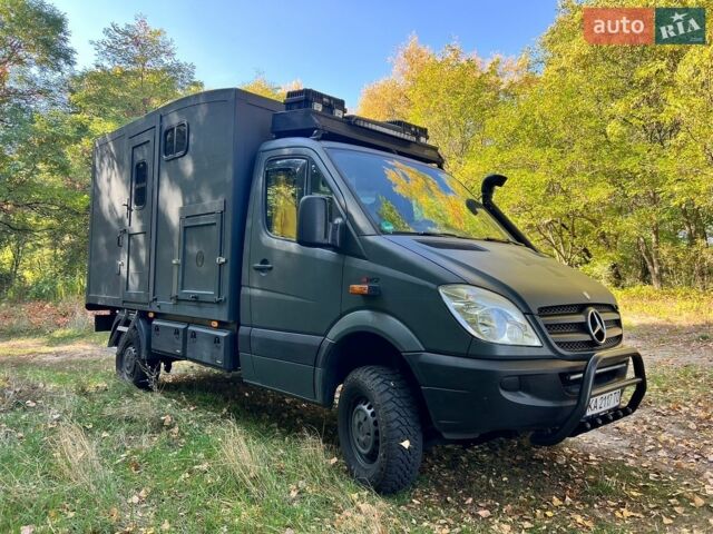 Серый Мерседес Sprinter, объемом двигателя 2.14 л и пробегом 150 тыс. км за 48000 $, фото 1 на Automoto.ua
