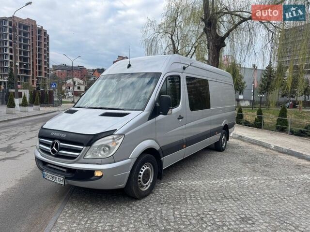 Серый Мерседес Sprinter, объемом двигателя 2.99 л и пробегом 770 тыс. км за 22449 $, фото 1 на Automoto.ua