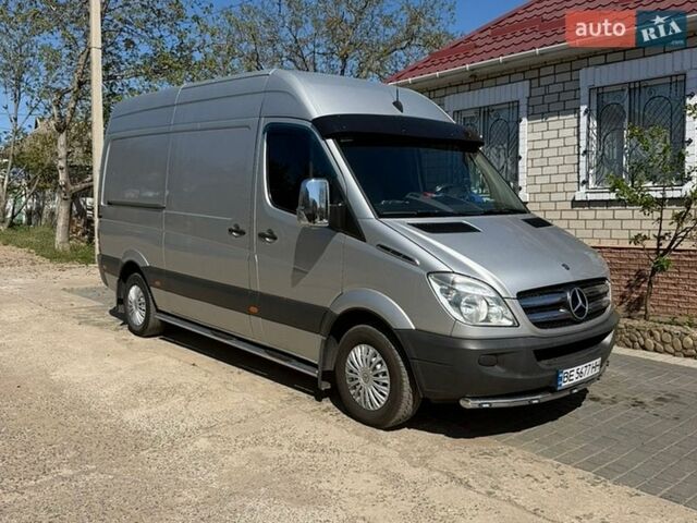 Серый Мерседес Sprinter, объемом двигателя 0 л и пробегом 173 тыс. км за 14900 $, фото 1 на Automoto.ua