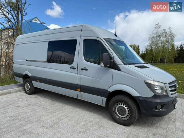 Серый Мерседес Sprinter, объемом двигателя 2.1 л и пробегом 529 тыс. км за 15500 $, фото 1 на Automoto.ua
