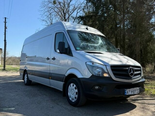 Серый Мерседес Sprinter, объемом двигателя 2.14 л и пробегом 290 тыс. км за 19900 $, фото 1 на Automoto.ua