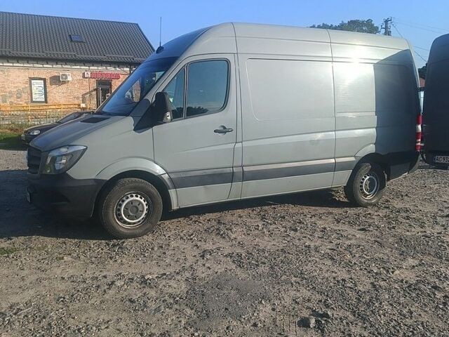 Сірий Мерседес Sprinter, об'ємом двигуна 2.14 л та пробігом 300 тис. км за 14200 $, фото 1 на Automoto.ua