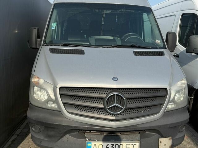 Сірий Мерседес Sprinter, об'ємом двигуна 2.1 л та пробігом 500 тис. км за 13500 $, фото 1 на Automoto.ua