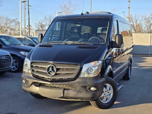 Серый Мерседес Sprinter, объемом двигателя 3 л и пробегом 74 тыс. км за 10000 $, фото 1 на Automoto.ua