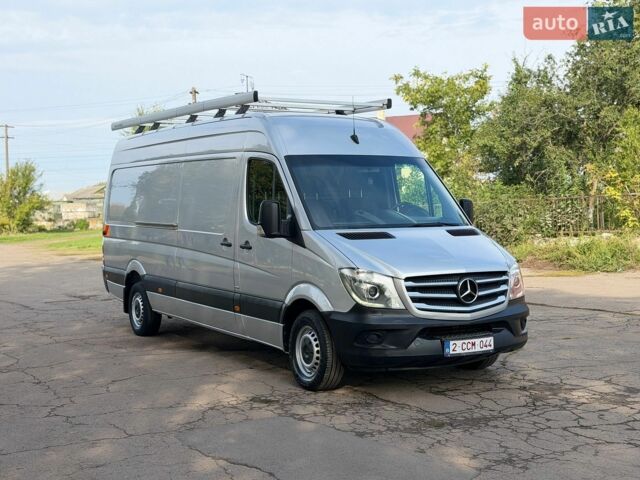 Серый Мерседес Sprinter, объемом двигателя 3 л и пробегом 177 тыс. км за 26500 $, фото 1 на Automoto.ua
