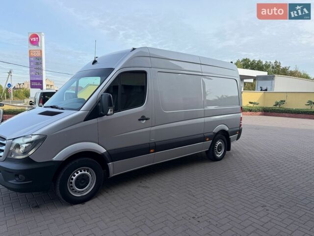 Серый Мерседес Sprinter, объемом двигателя 0 л и пробегом 331 тыс. км за 22500 $, фото 1 на Automoto.ua