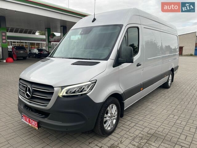 Серый Мерседес Sprinter, объемом двигателя 2.99 л и пробегом 235 тыс. км за 41900 $, фото 1 на Automoto.ua