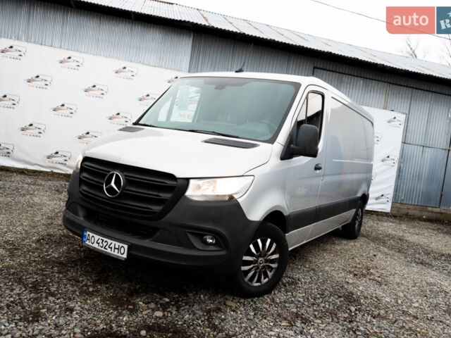 Серый Мерседес Sprinter, объемом двигателя 2.14 л и пробегом 109 тыс. км за 25300 $, фото 1 на Automoto.ua